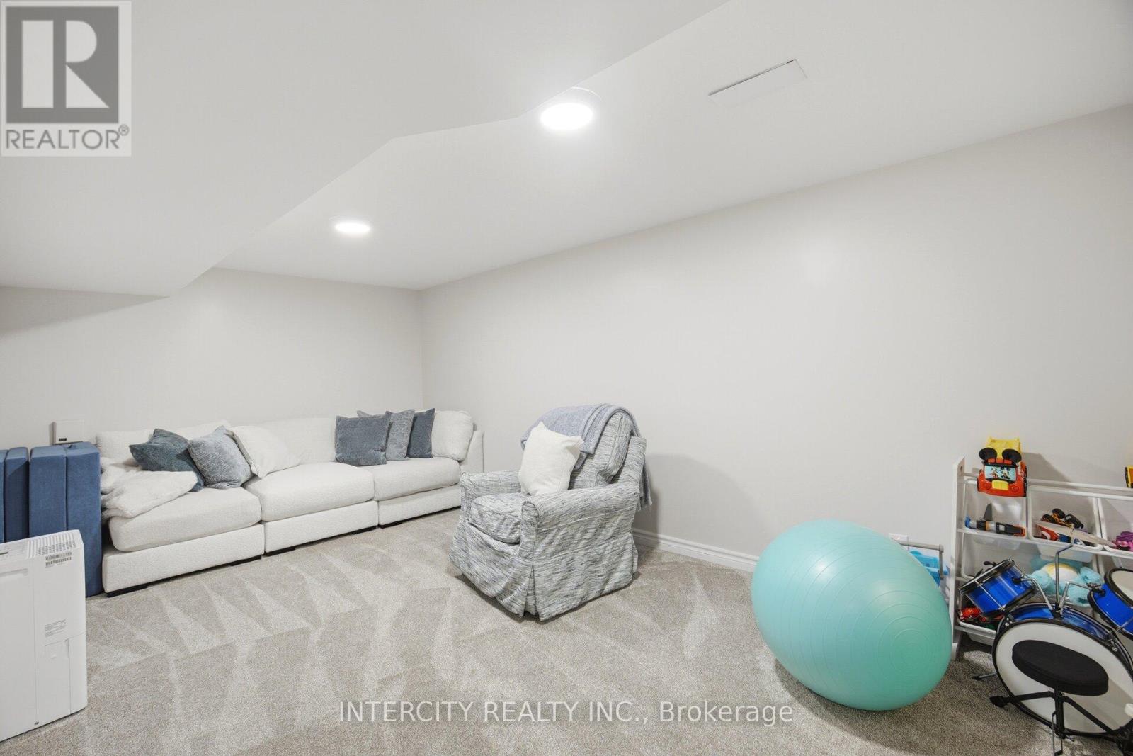 Detached at 2262 WEBB STREET, Innisfil