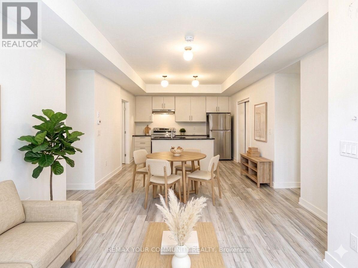 Townhouse at 6B - 15100 YONGE STREET, Aurora (Aurora Village)