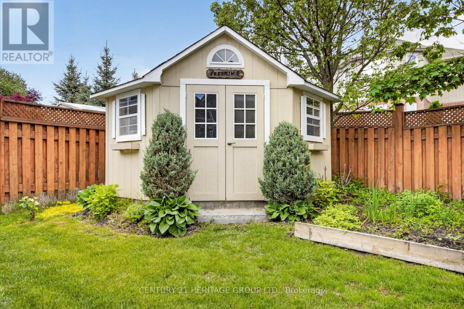 Detached at 64 GARDINER DRIVE, Bradford West Gwillimbury