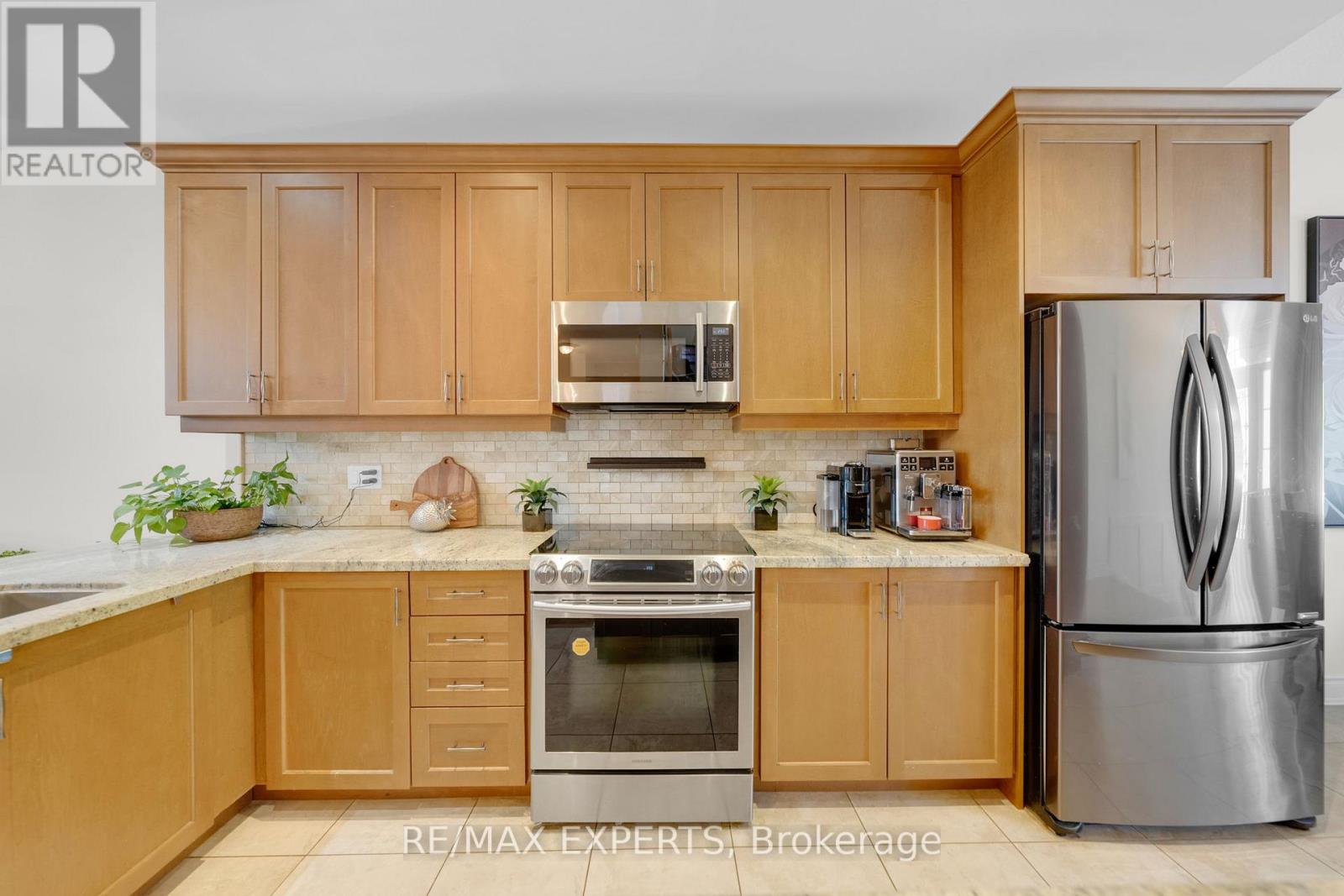 Apartment at 40 HILLCREST DRIVE, New Tecumseth