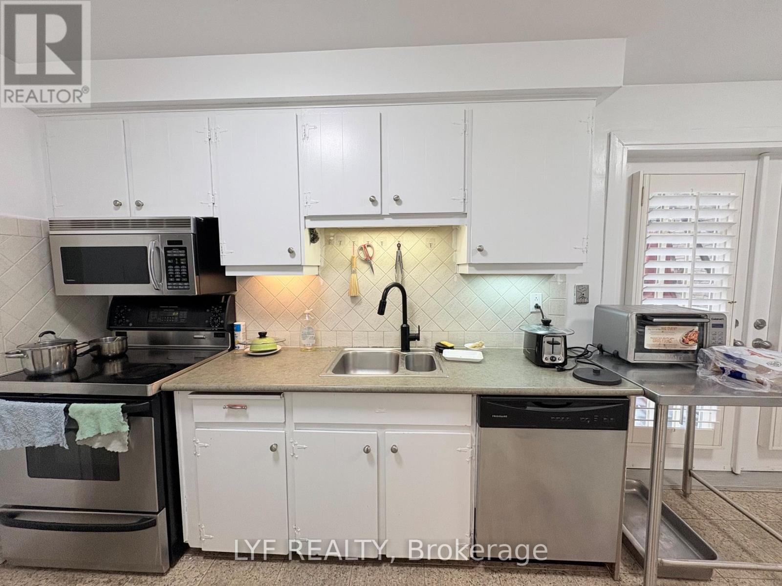 Detached at MAIN A - 31 MARKHAVEN ROAD, Markham