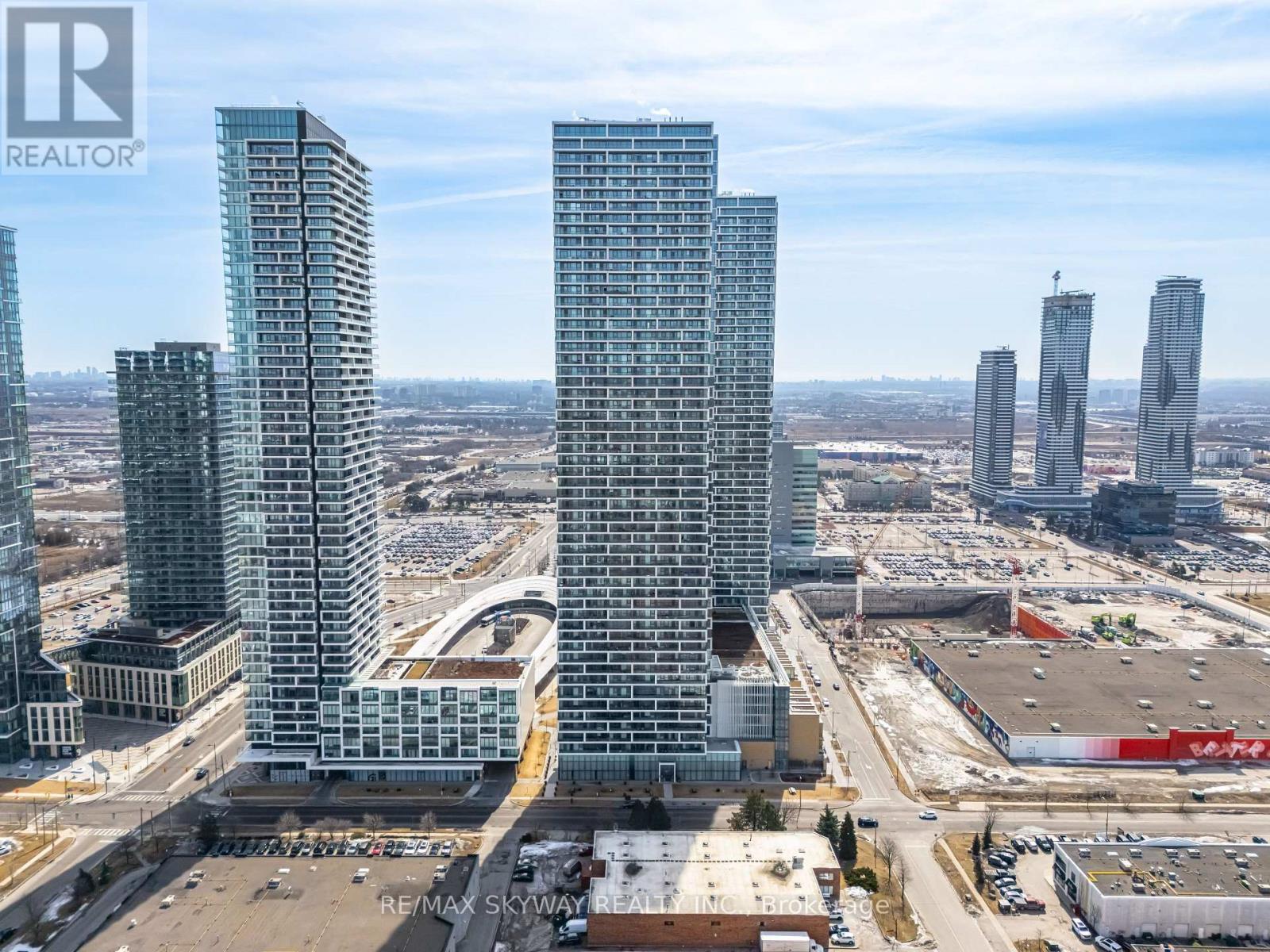 Apartment at 5605 - 898 PORTAGE PARKWAY, Vaughan (Vaughan Corporate Centre)