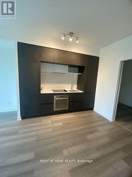 Apartment at 207 - 6 DAVID EYER ROAD, Richmond Hill