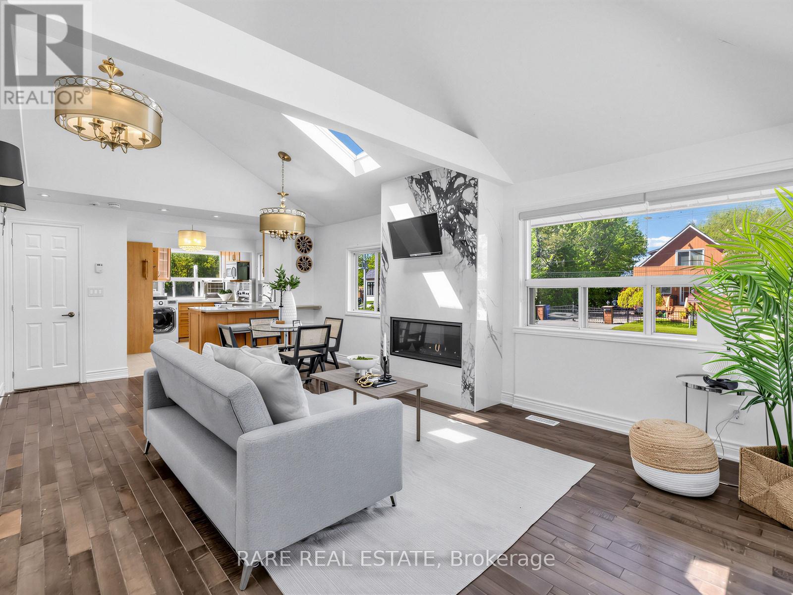 Detached at 205 BEACH ROAD, Georgina (Keswick North)