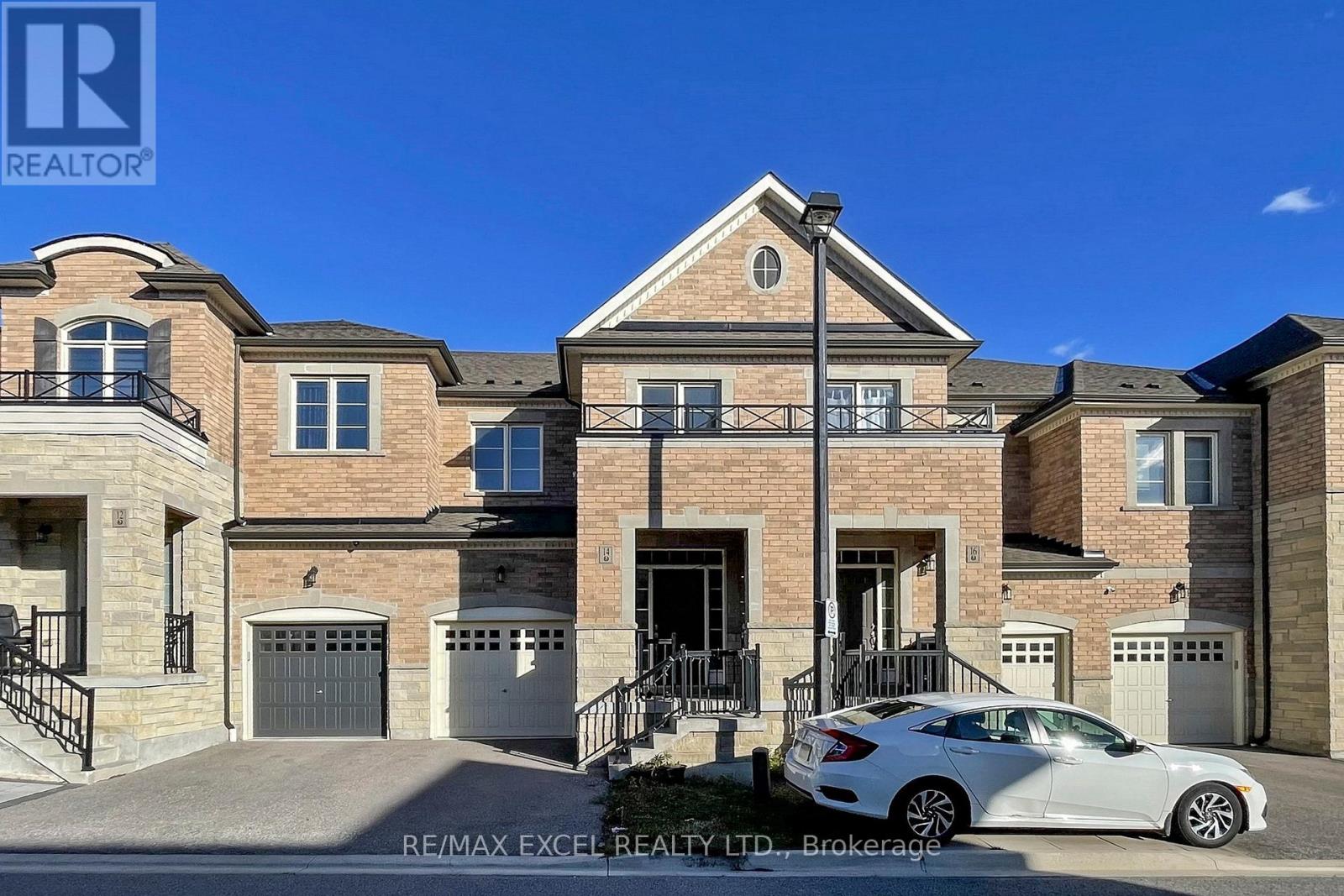 Townhouse at 14 TWINFLOWER LANE, Richmond Hill