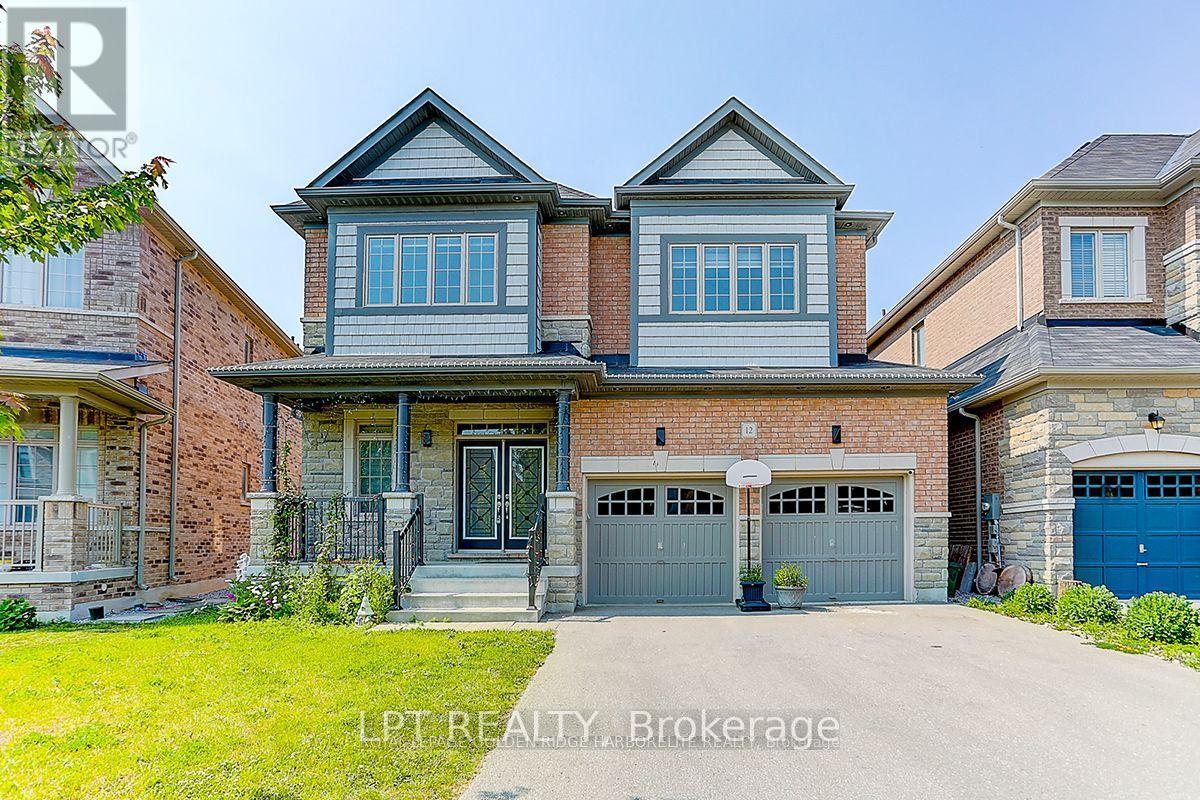 Detached at 12 BALEBERRY CRESCENT, East Gwillimbury (Sharon)