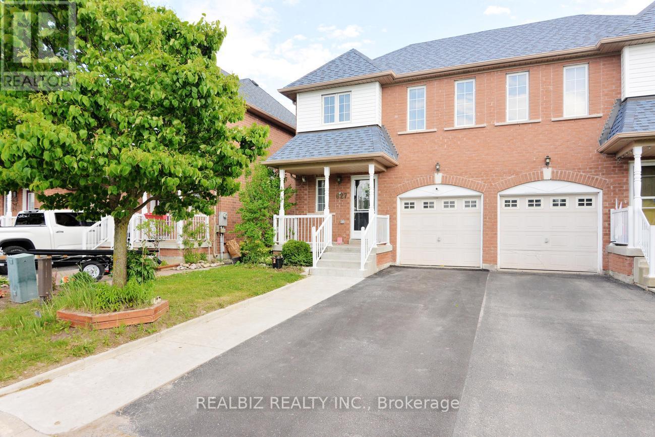 Semi-Detached/Link at 627 CABOTO TRAIL, Markham (Village Green-South Unionville)