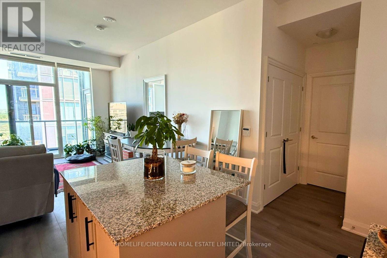Apartment at 1604 - 10 GATINEAU DRIVE, Vaughan