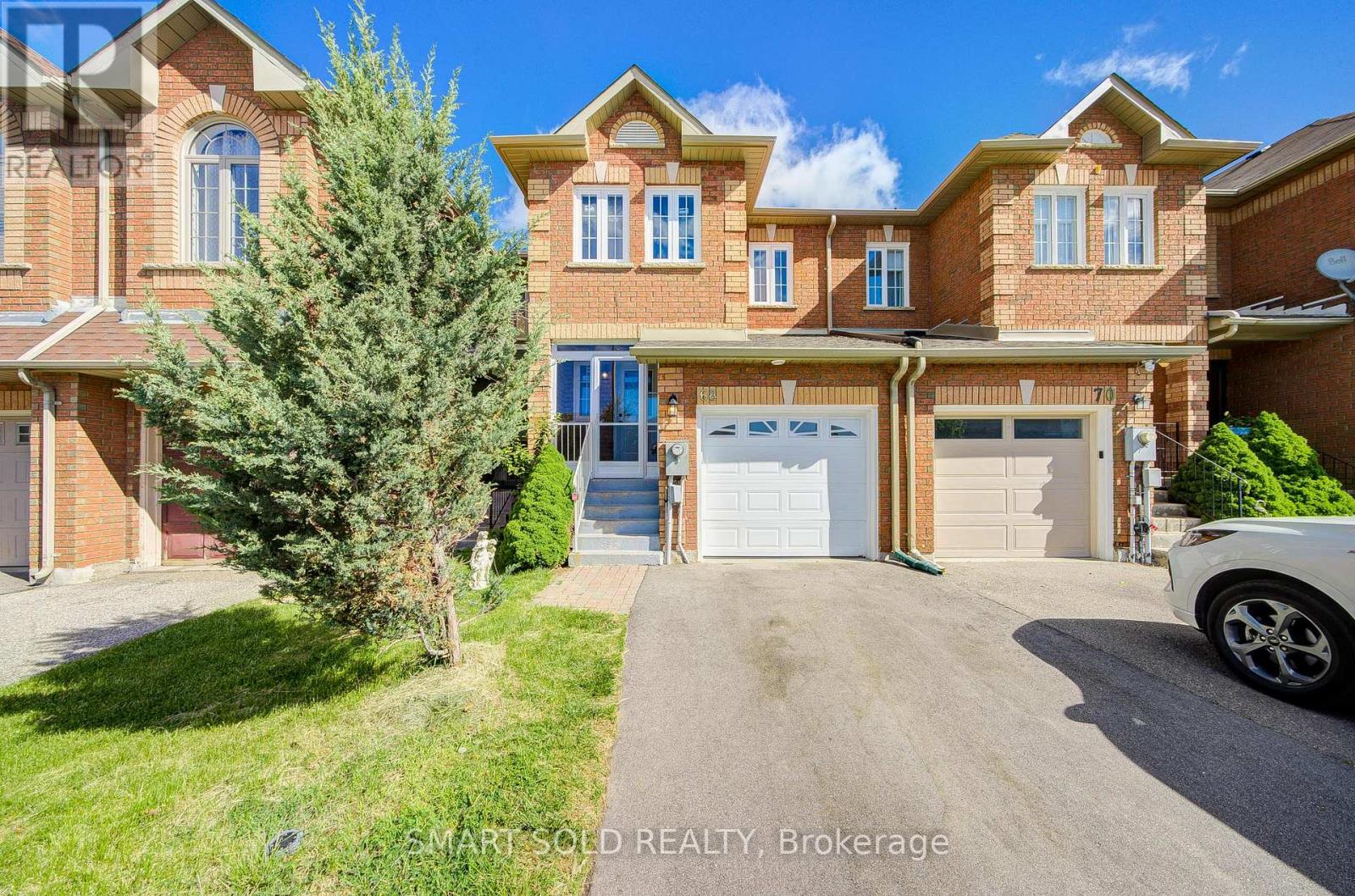Townhouse at 68 DENTON CIRCLE, Vaughan