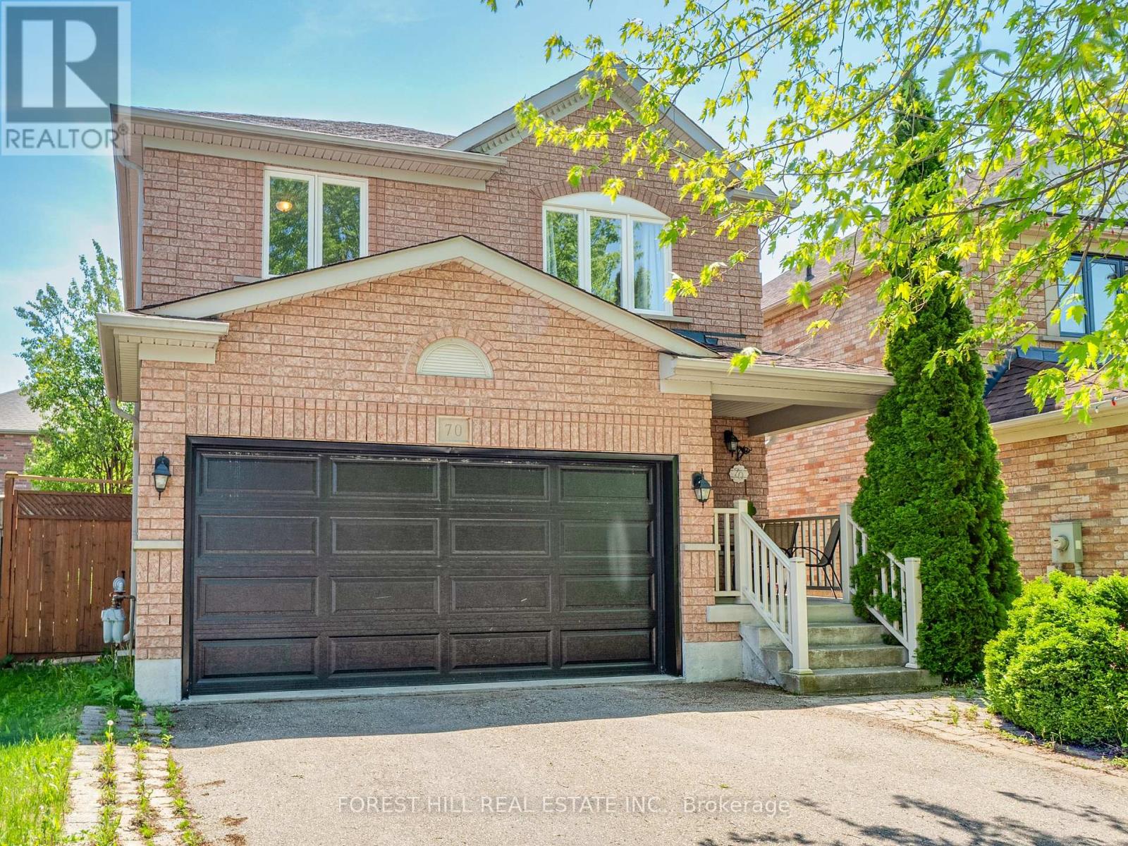Detached at 70 SHONIKER DRIVE, Newmarket