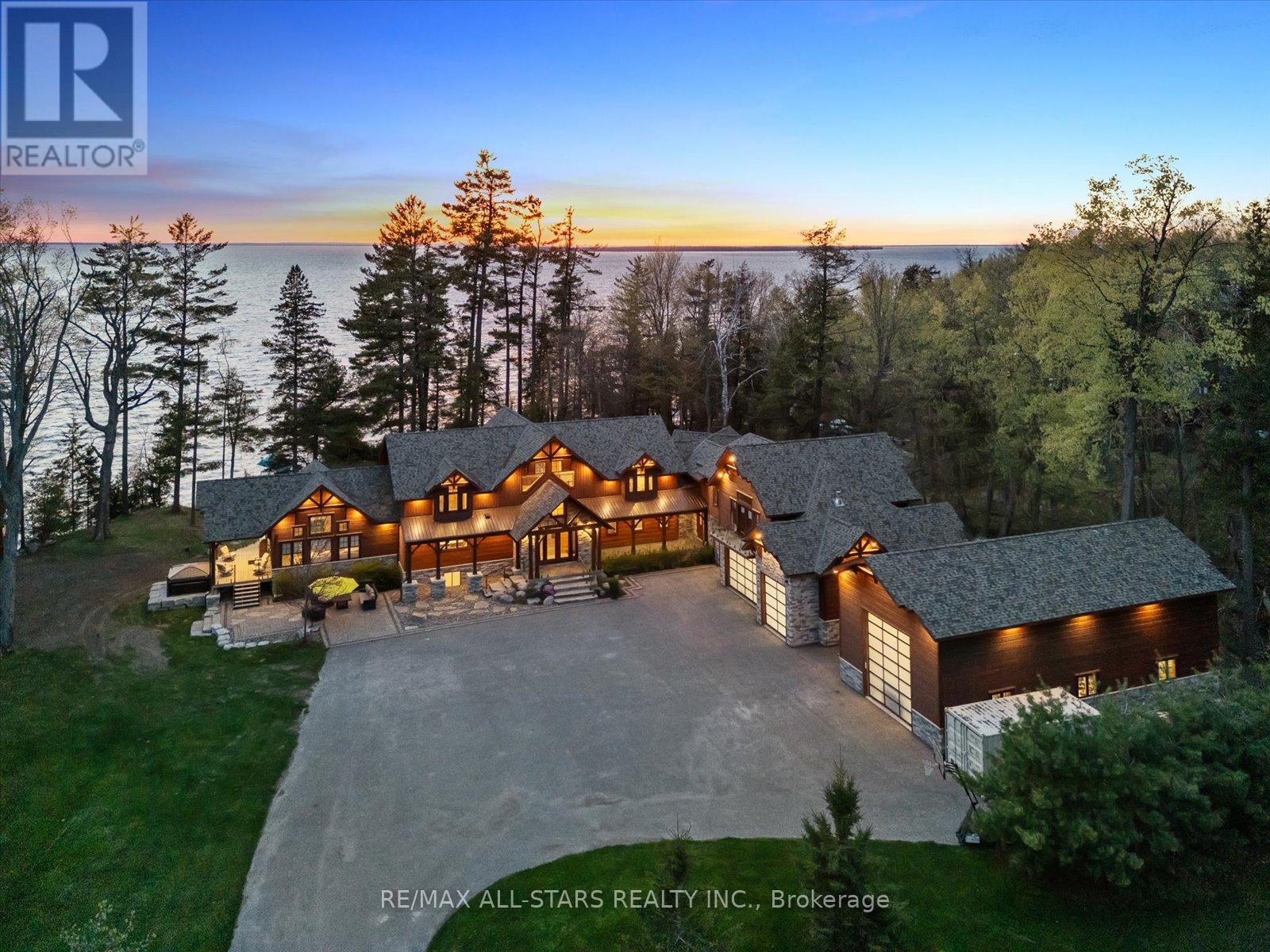 Detached at 27440 CEDARHURST BEACH ROAD, Brock