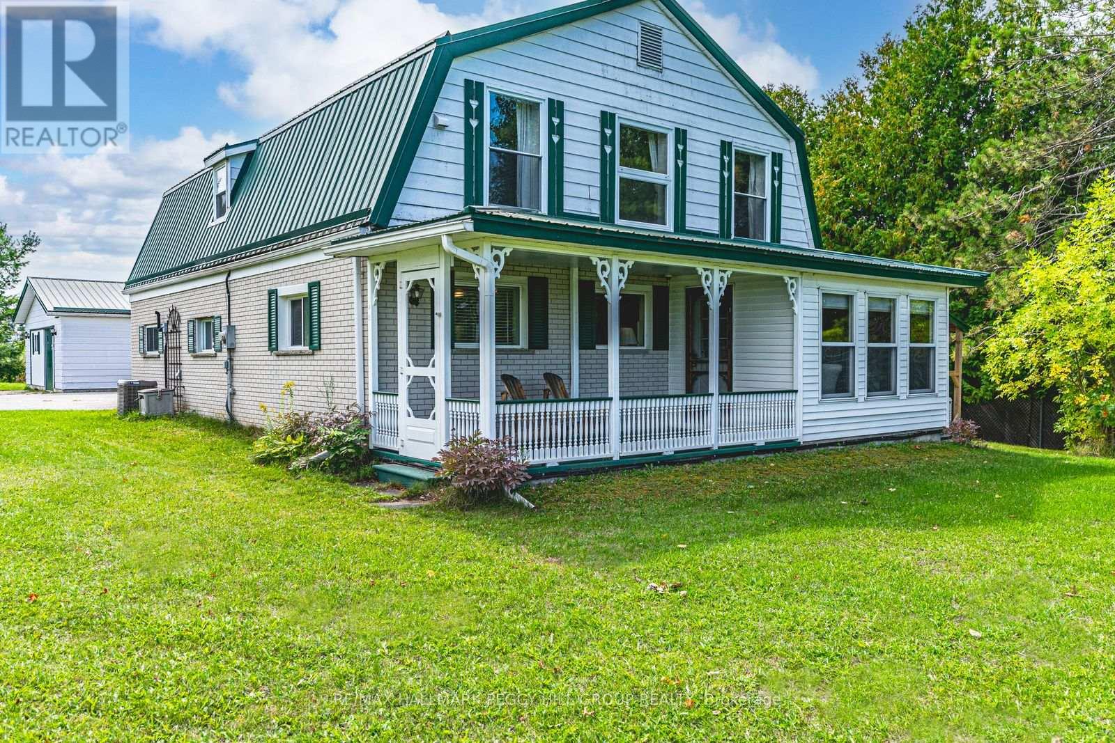 Detached at 8064 9TH LINE, Essa