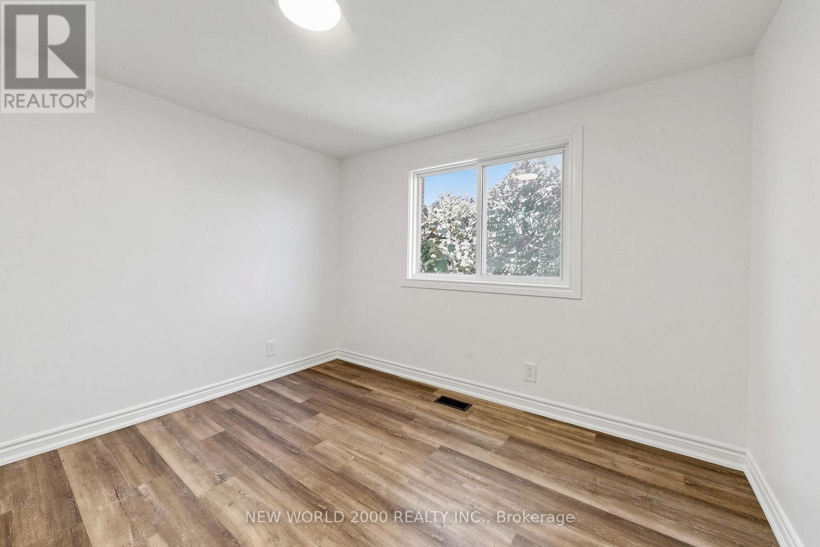 Detached at 10 BUCE AVENUE, Bradford West Gwillimbury