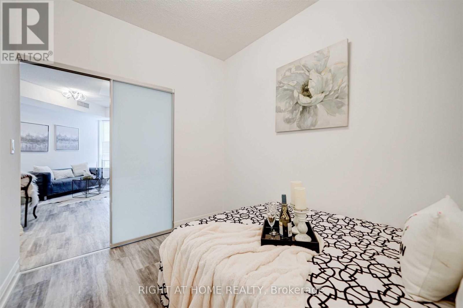 Apartment at 511 - 7171 YONGE STREET, Markham