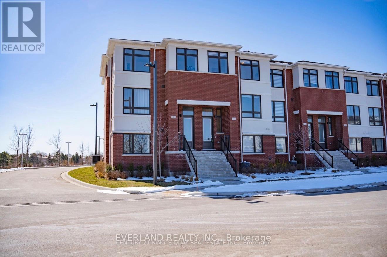 Townhouse at 3 WILLIAM RUSSELL LANE, Richmond Hill (Westbrook)