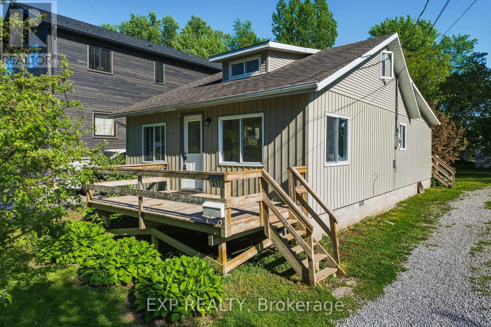 Detached at 217 BAYVIEW AVENUE, Georgina (Keswick South)