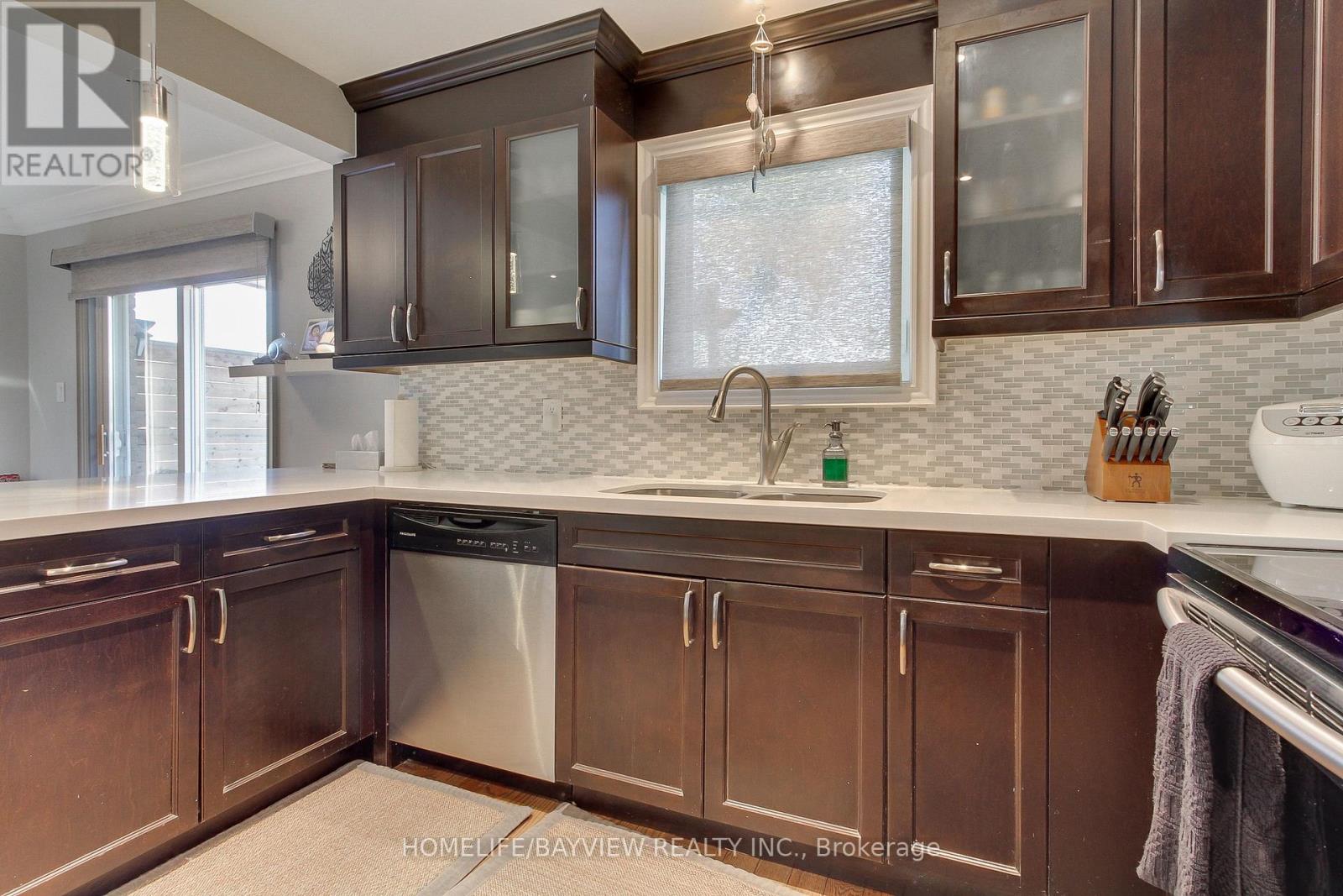 Detached at 3 TOWER COURT, Bradford West Gwillimbury