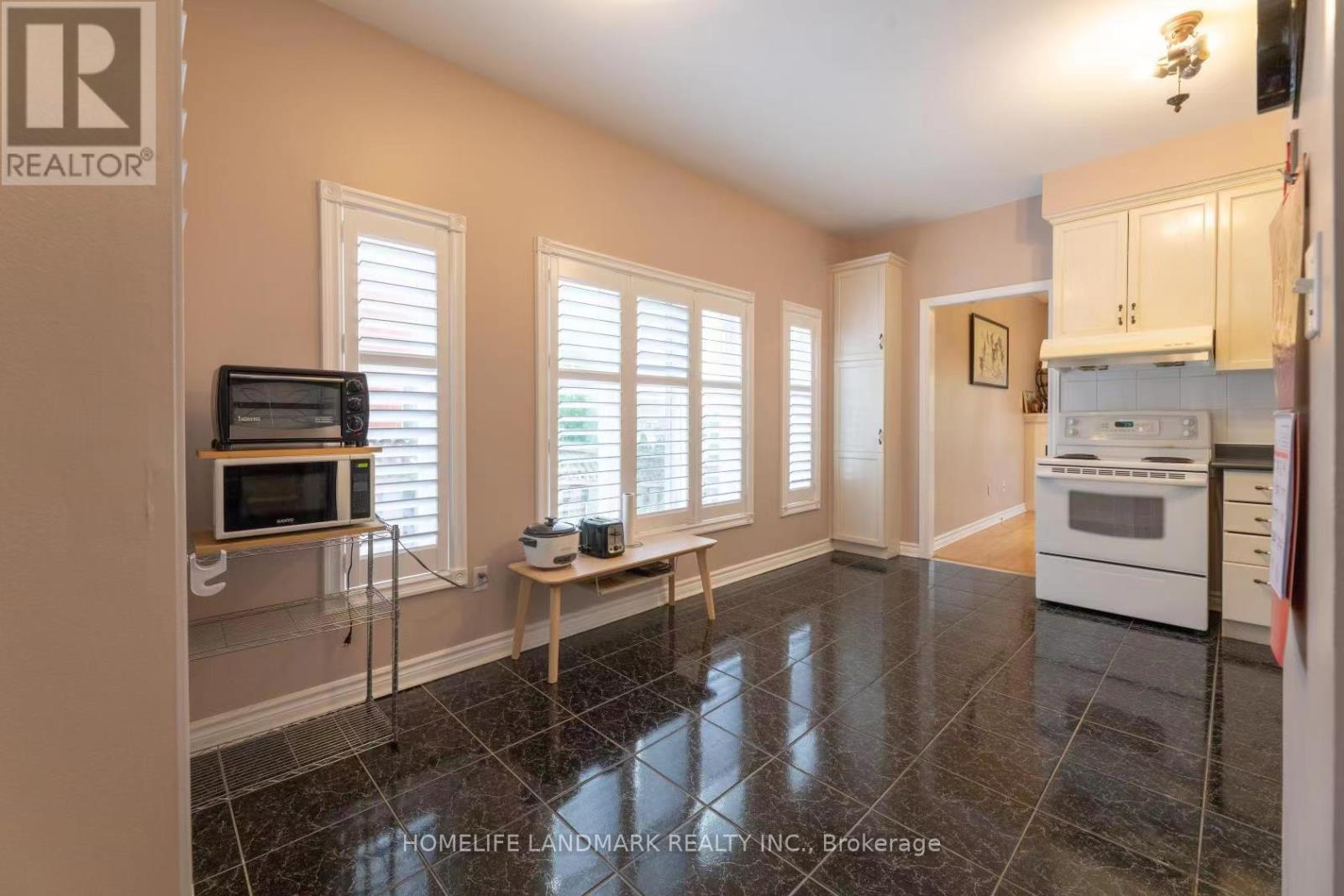 Detached at 117 MACON PLACE, Markham