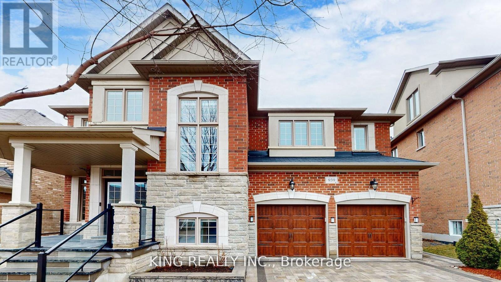 Detached at 939 GORING CIRCLE, Newmarket (Stonehaven-Wyndham)