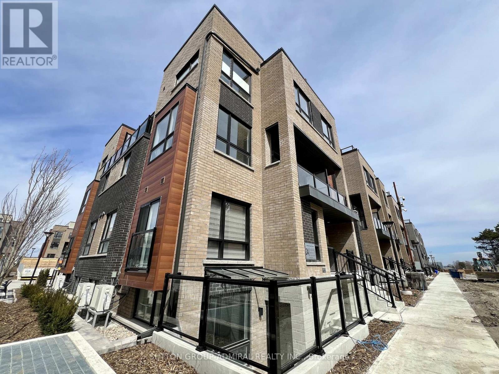 Townhouse at 15 - 24 LYTHAM GREEN CIRCLE, Newmarket (Glenway Estates)