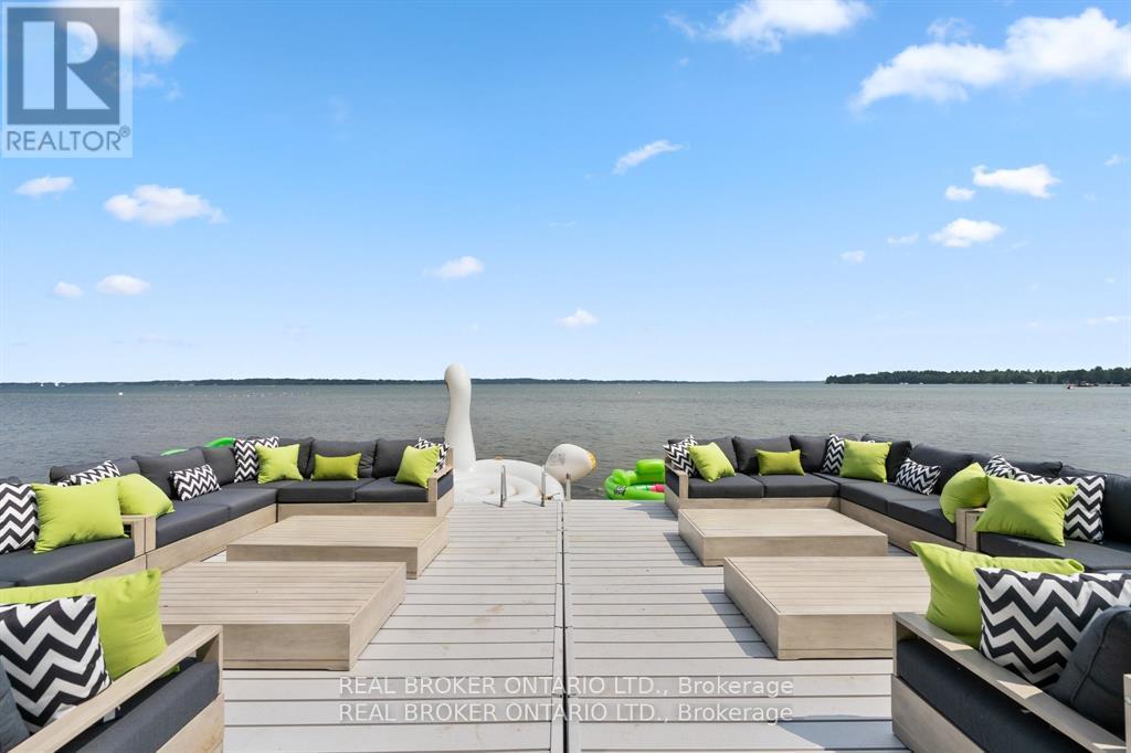 Detached at 943 BARRY AVENUE, Innisfil