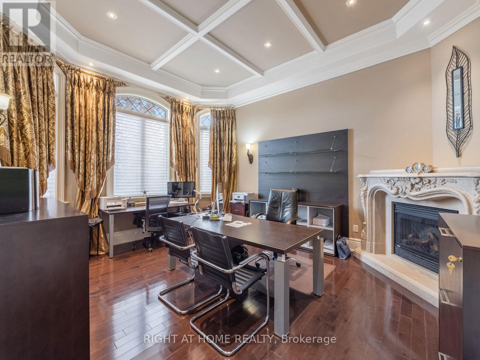 Detached at 100 ROCMARY PLACE, Vaughan