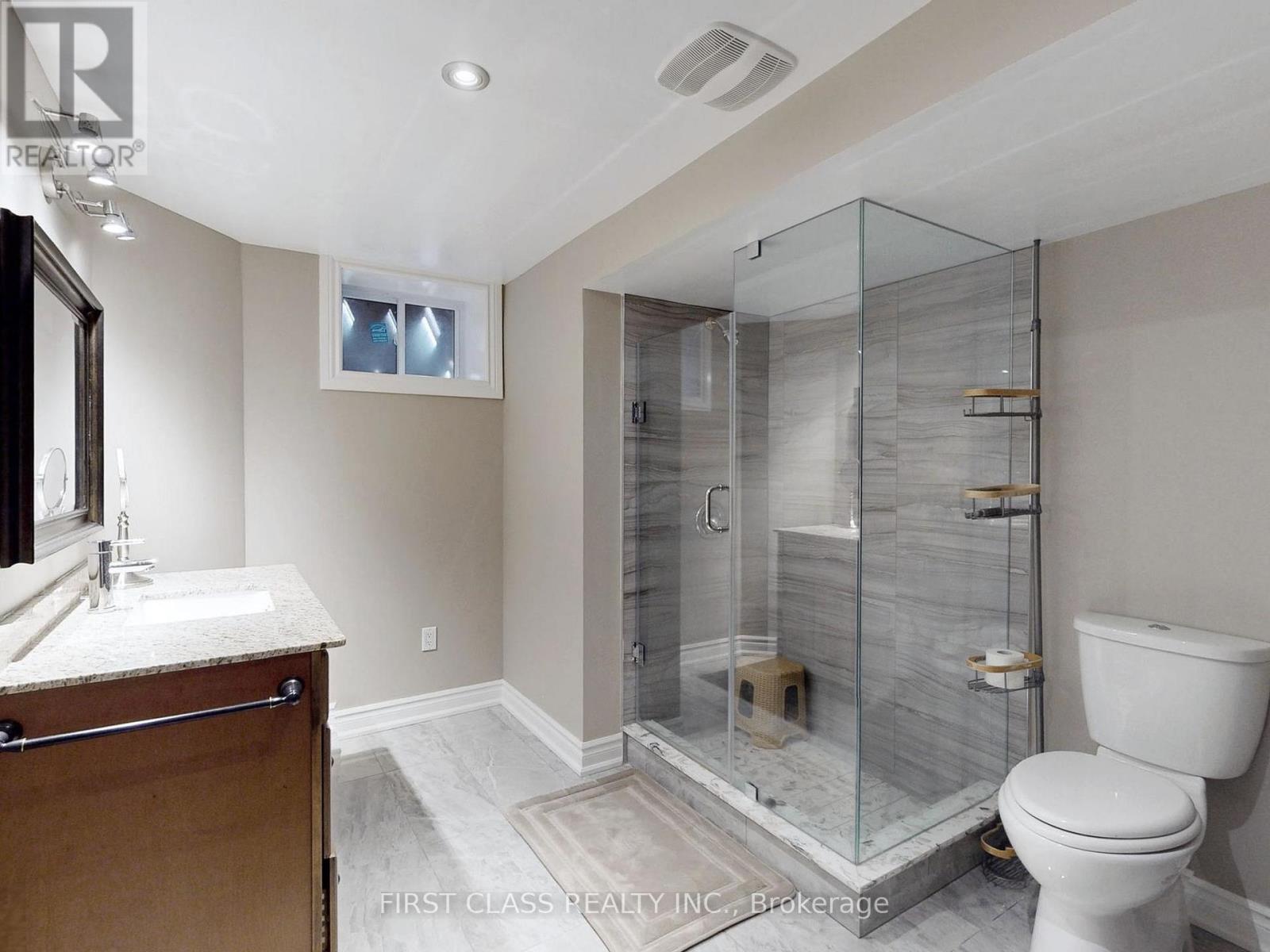 Detached at 125 LONGWATER CHASE, Markham
