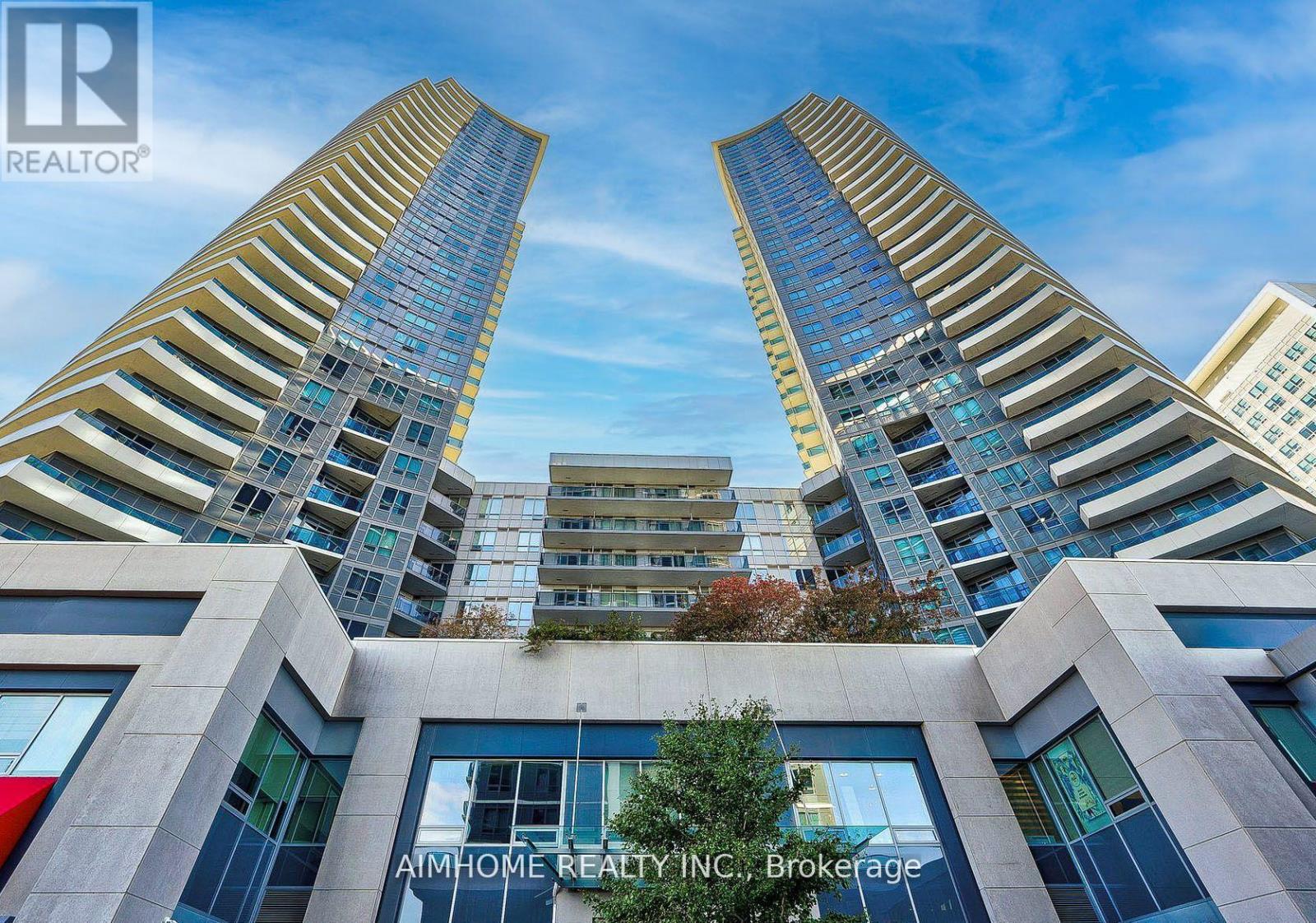 Apartment at 2028 - 7161 YONGE STREET, Markham (Thornhill)