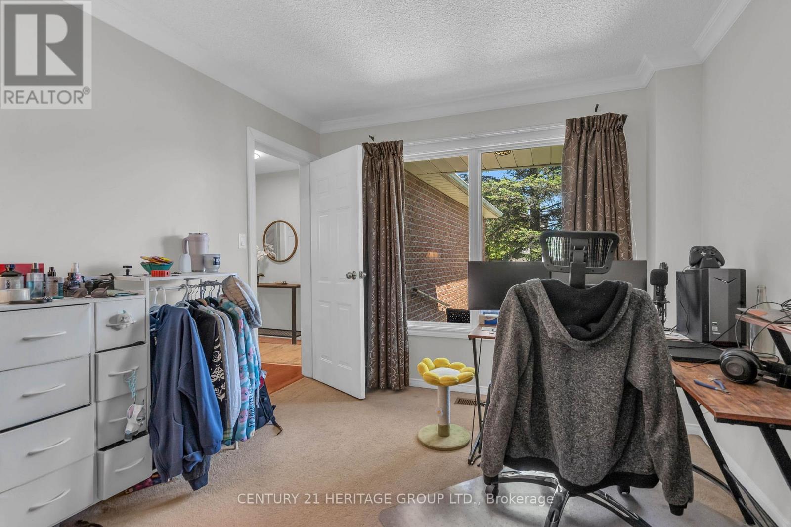 Detached at 228 BILLINGS CRESCENT, Newmarket
