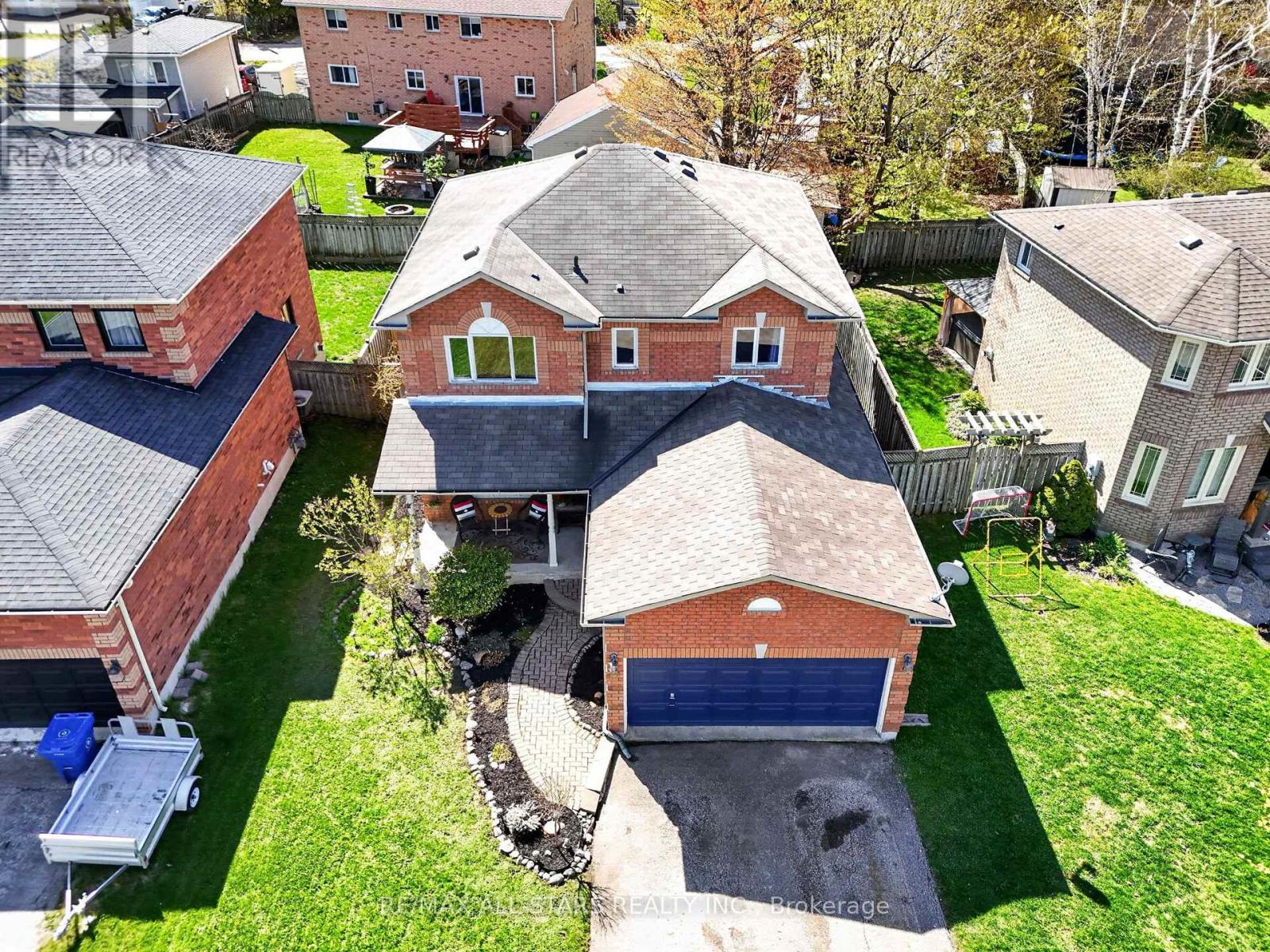 Detached at 17 MARGARET PLACE, Georgina