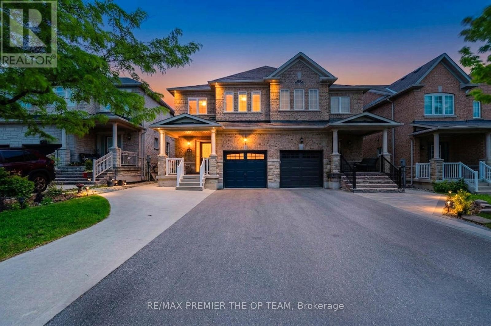 Semi-Detached/Link at 29 MANORDALE CRESCENT, Vaughan (Vellore Village)