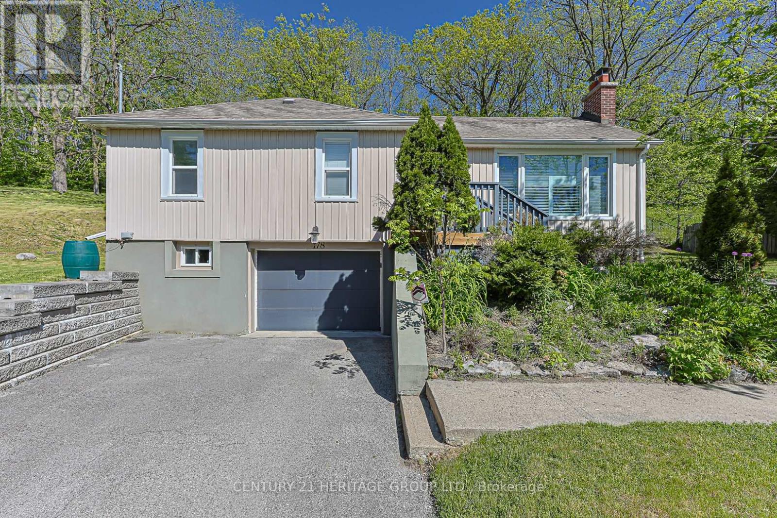Detached at 178 MAIN STREET N, Newmarket