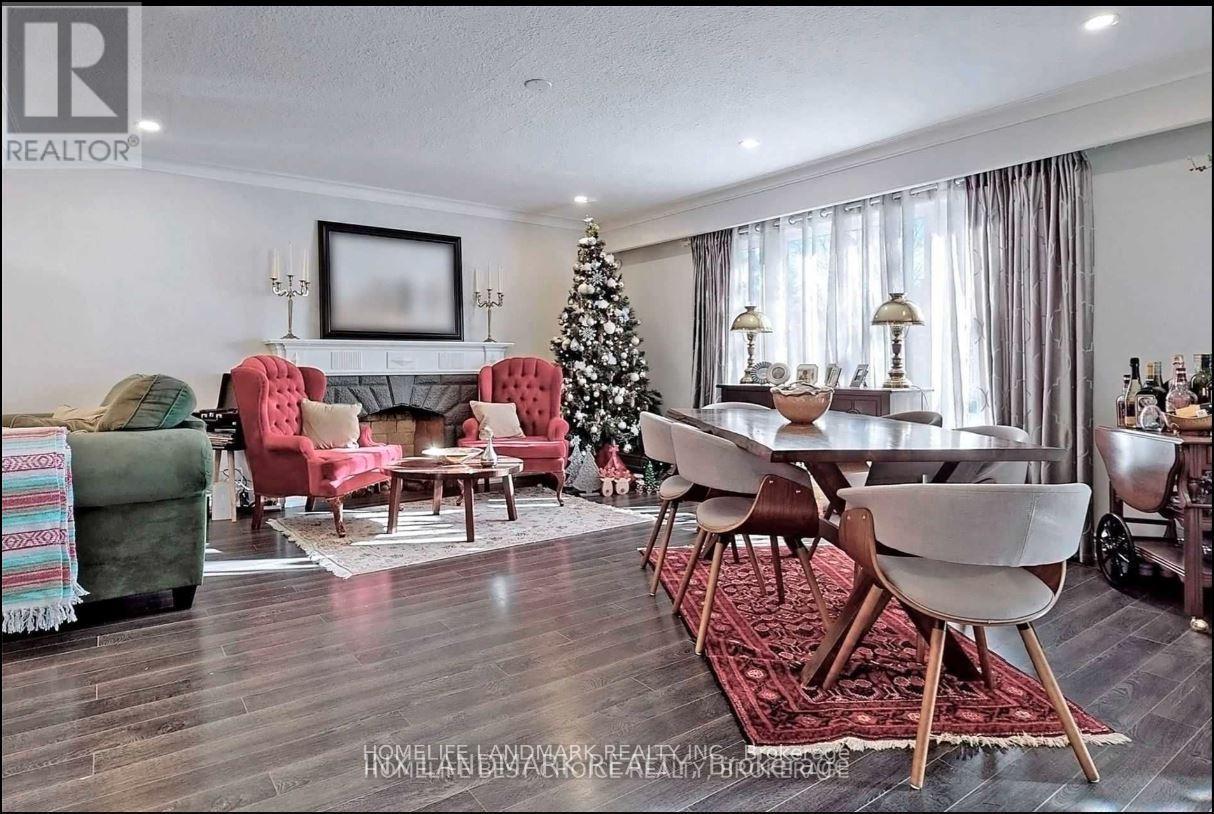 Detached at MAIN - 32 KIRK DRIVE, Markham