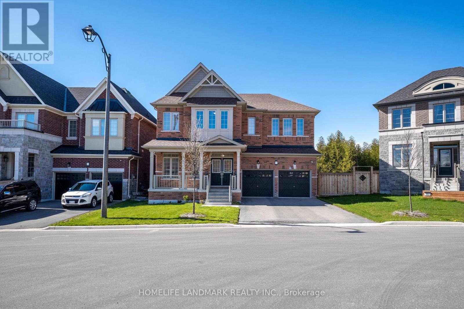 Detached at 166 PETAL AVENUE, East Gwillimbury (Queensville)