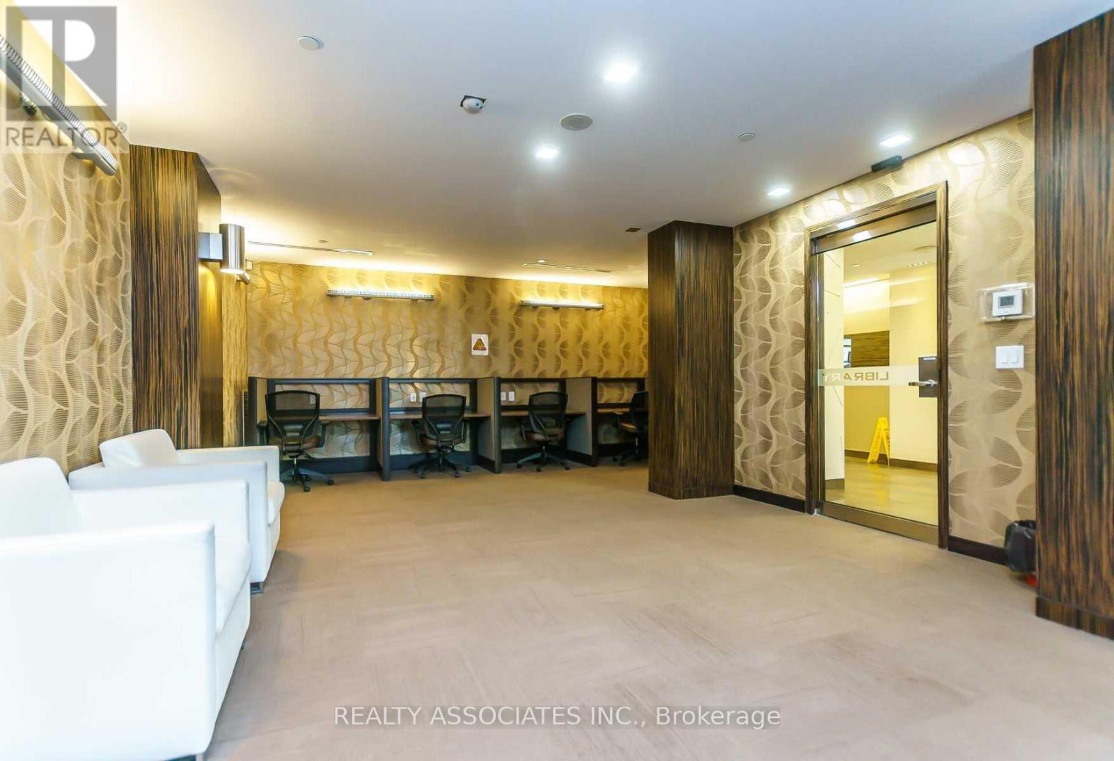Apartment at 1020 - 277 SOUTH PARK ROAD, Markham