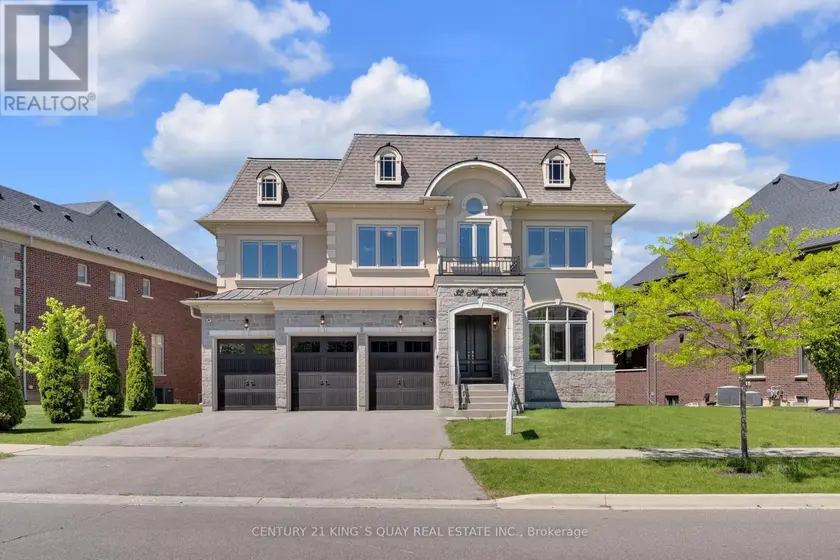 Detached at 32 HOGAN COURT, King