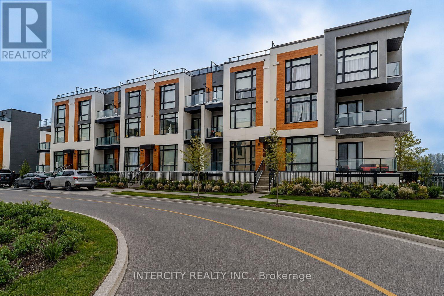 Townhouse at 1504 - 11 DAVID EYER ROAD, Richmond Hill