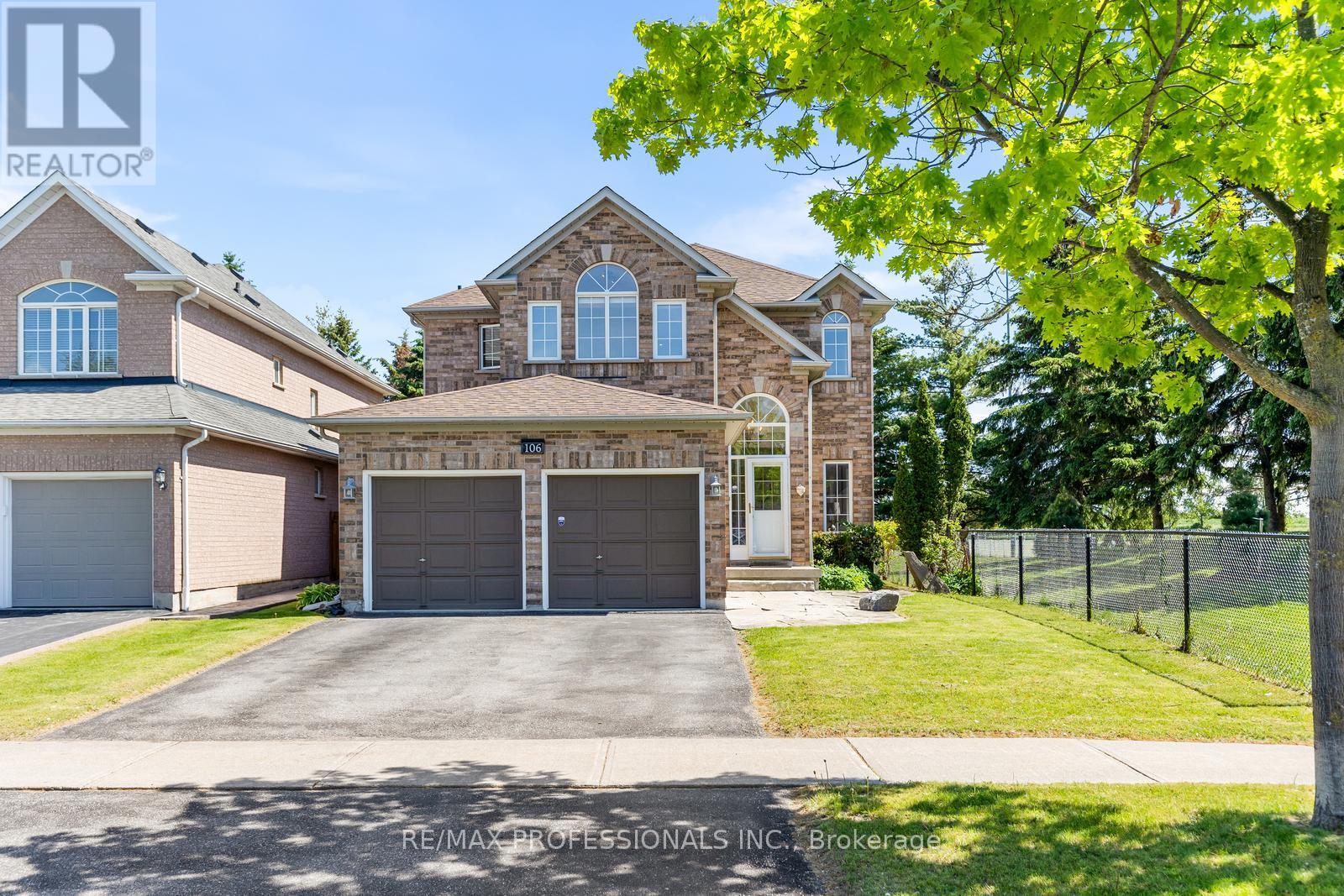 Detached at 106 HOLLYBUSH DRIVE, Vaughan (Maple)