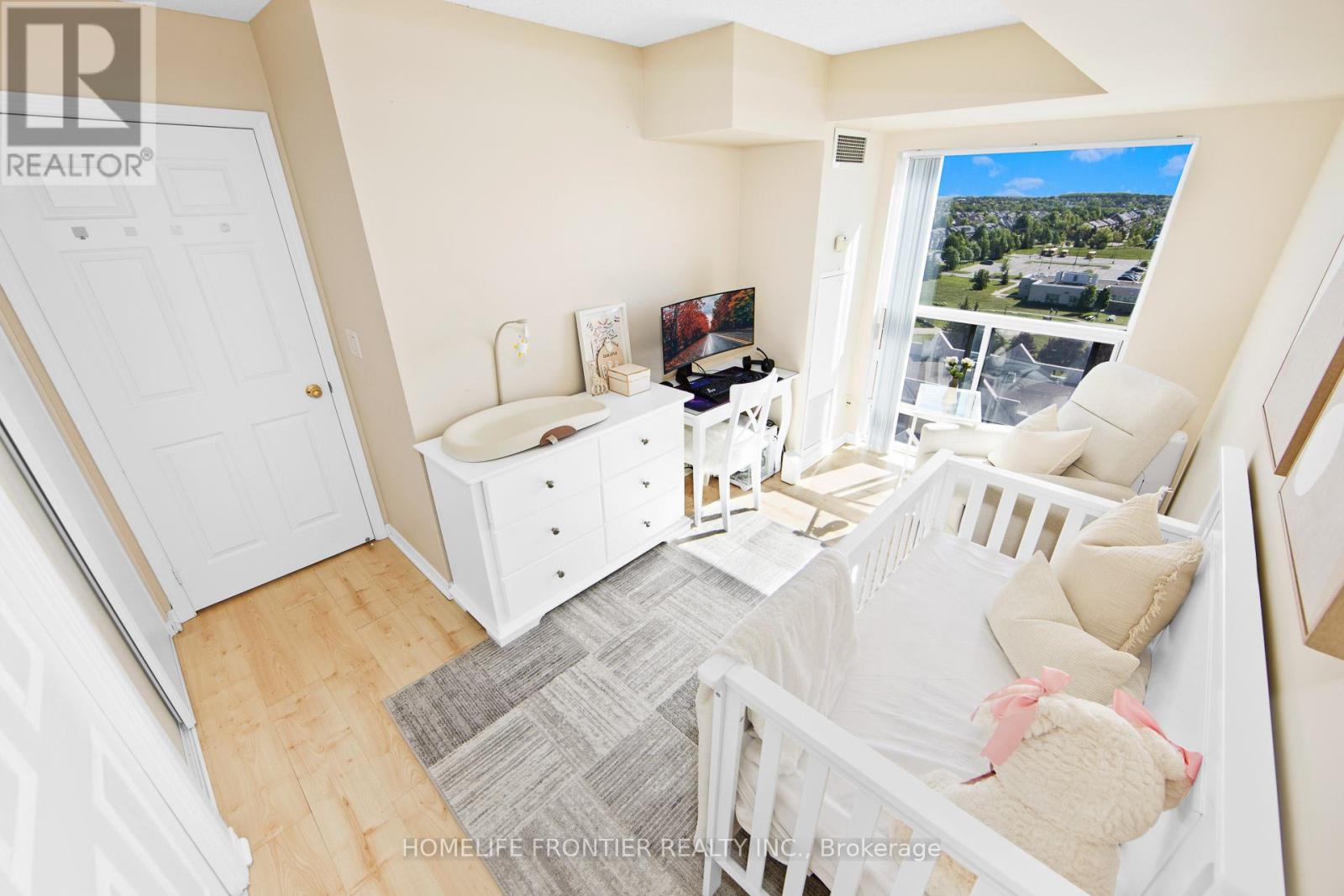 Apartment at 1117 - 185 ONEIDA CRESCENT, Richmond Hill