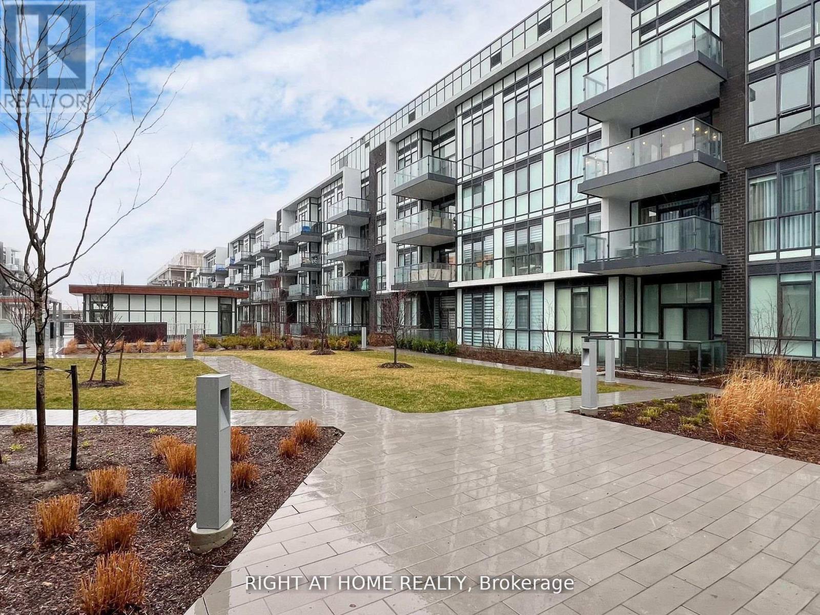 Apartment at 224 - 415 SEA RAY AVENUE, Innisfil