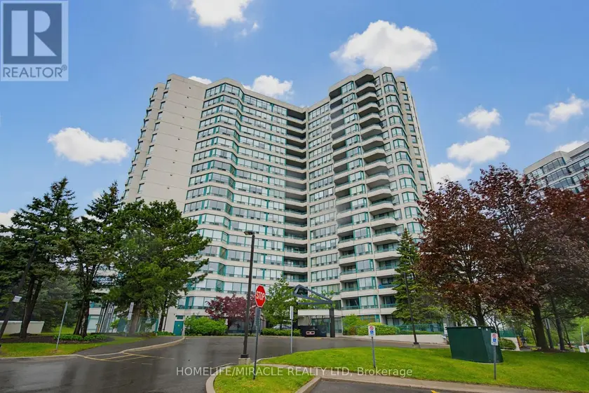 Apartment at PH211 - 7250 YONGE STREET, Vaughan