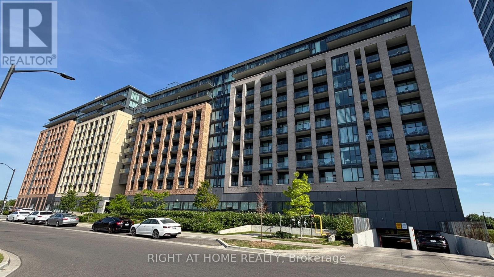 Apartment at 311 - 100 EAGLE ROCK WAY, Vaughan