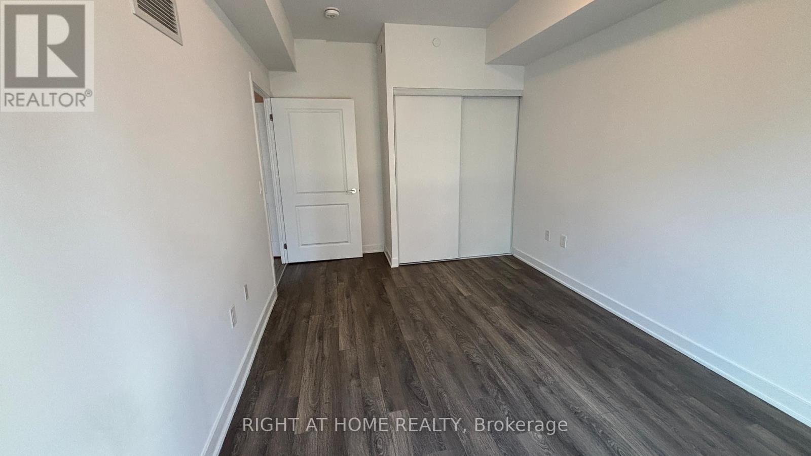 Apartment at 311 - 100 EAGLE ROCK WAY, Vaughan