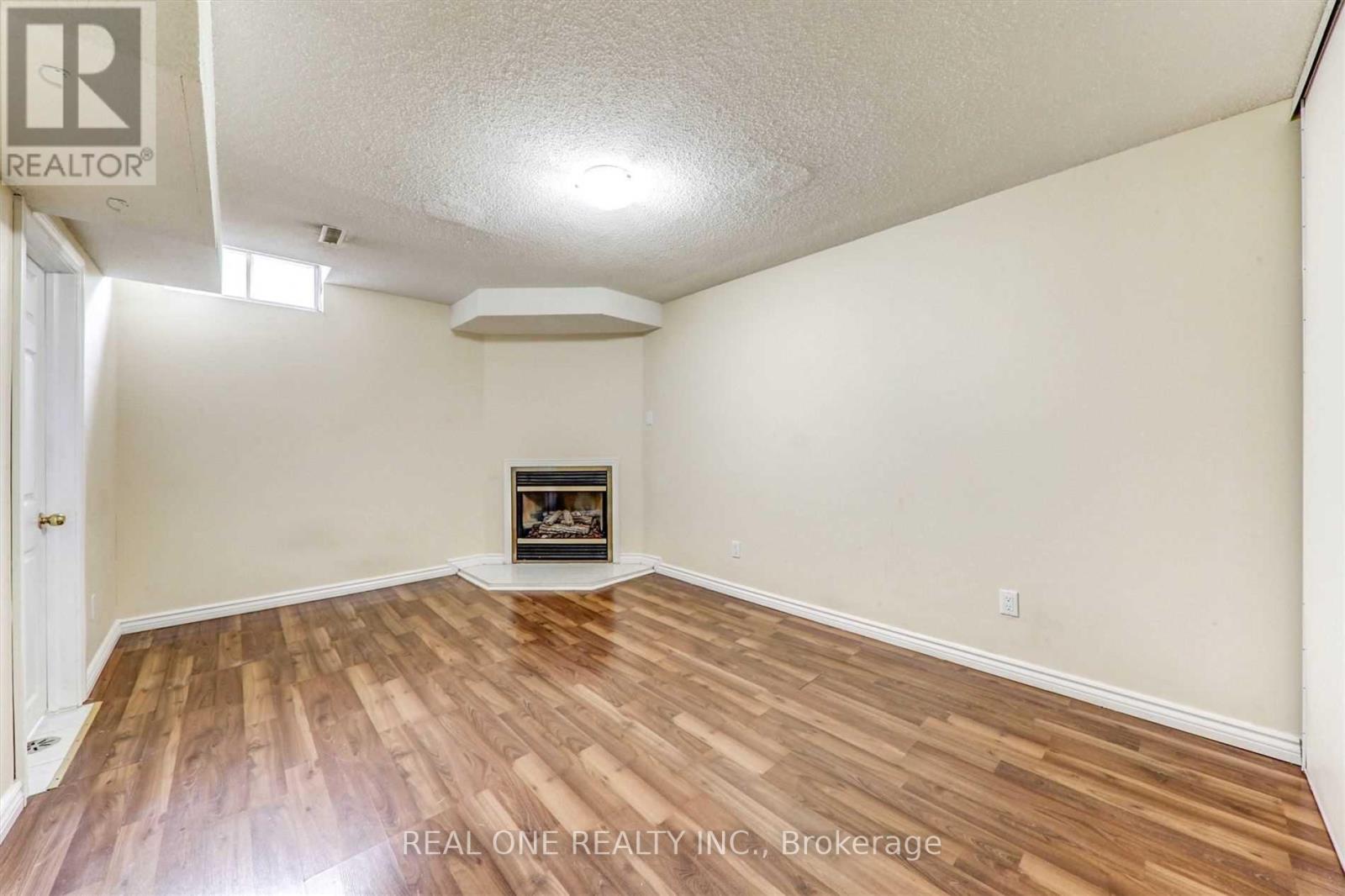 Detached at 2 MAITLAND DRIVE, Markham