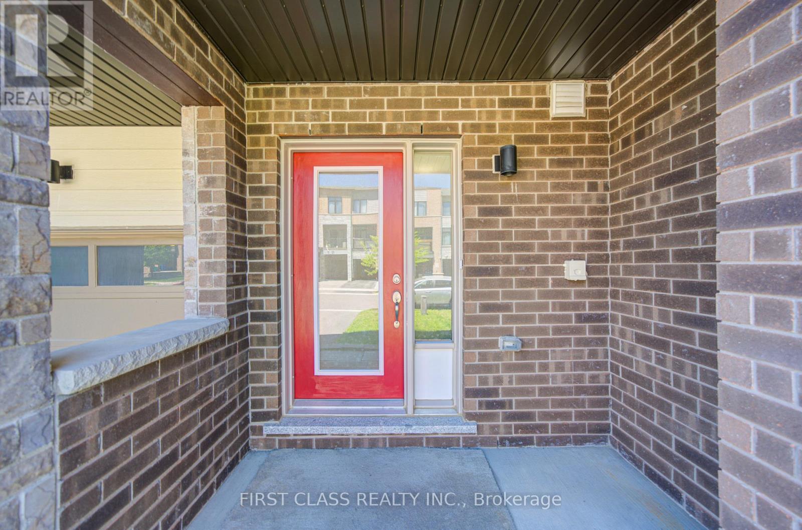 Townhouse at 227 VIVANT STREET, Newmarket
