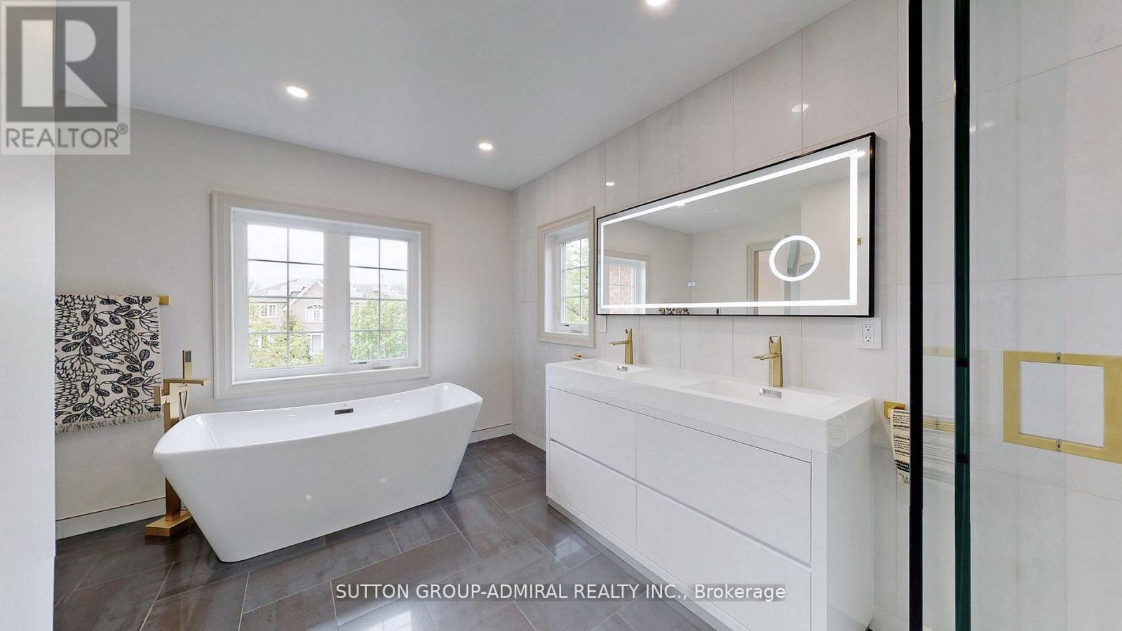 Detached at 470 DOUBLETREE LANE, Newmarket
