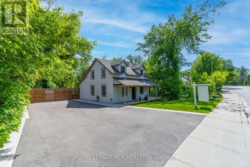 Detached at 136 MAIN STREET, King