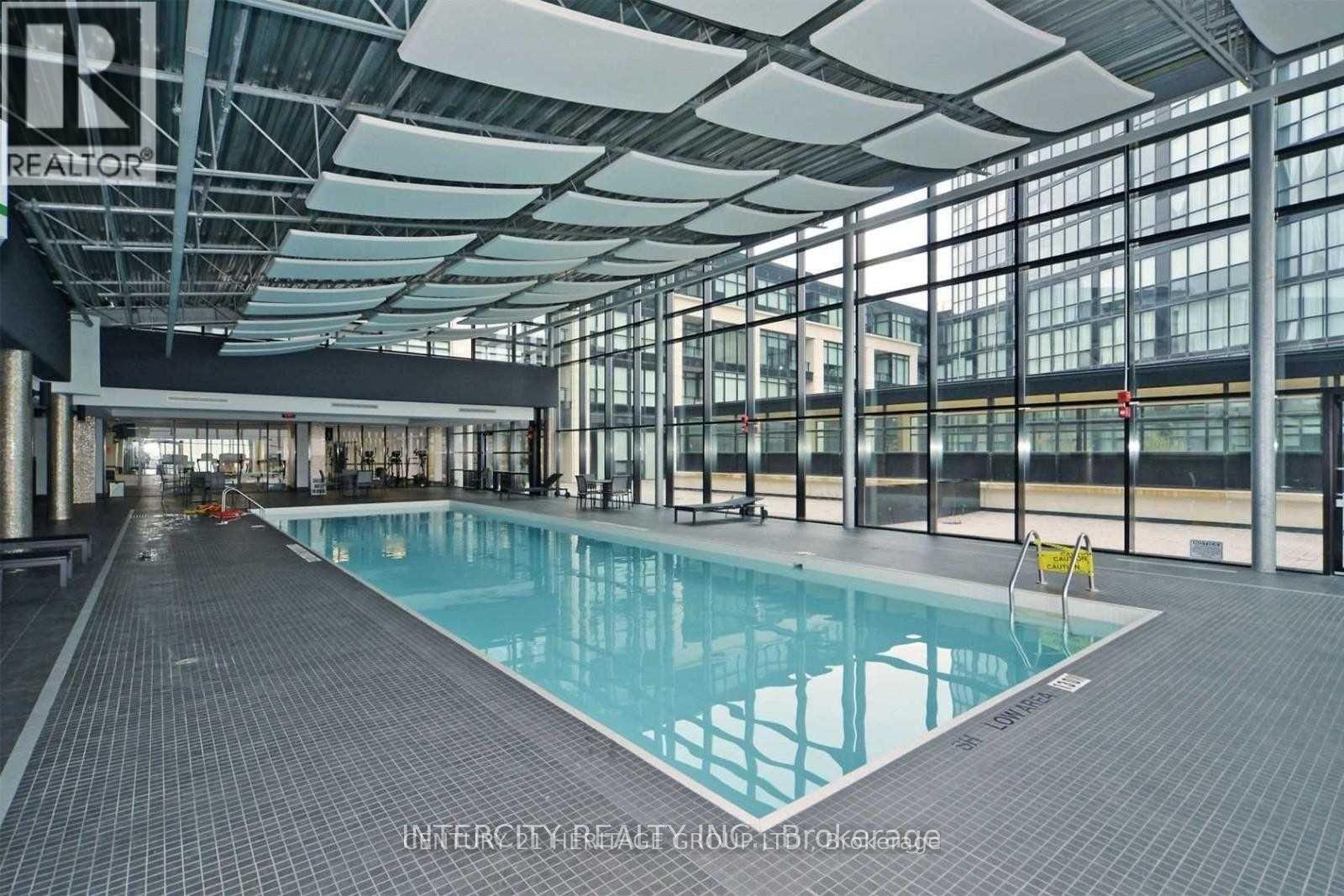 Apartment at 1407 - 2910 HIGHWAY 7, Vaughan