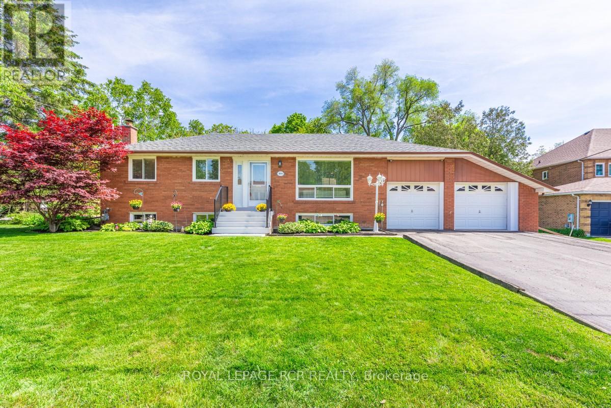 Detached at 384 WATSON DRIVE, Whitchurch-Stouffville (Stouffville)