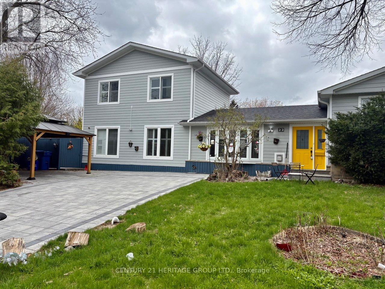 Detached at MAIN - 22 CEDAR CRESCENT, Aurora